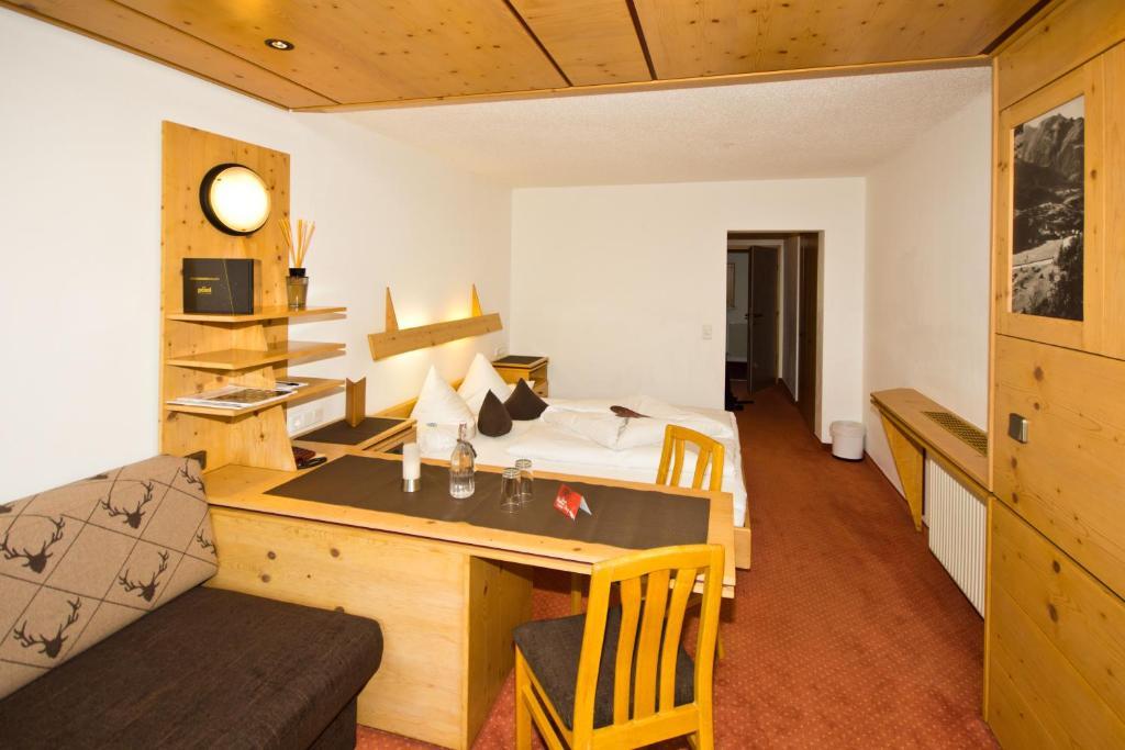 Hotel Garni Hainbacherhof 솔덴 객실 사진